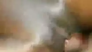 قضيب أسود يغمر فرج روسي مشهد إباحي كامل