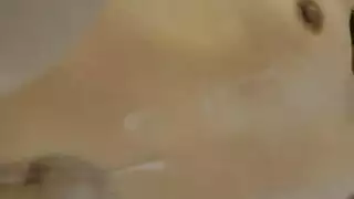 مراهقة يابانية تثير عماها لجنس