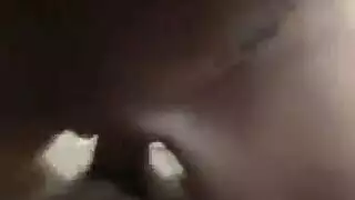 مراهقة وقحة تأخذه في كل ثقب