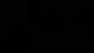 فتيات مثيرات يرتدين ملابس فاخرة يقدمن جلسة استمناء جماعية إباحية وهزة جماع شديدة