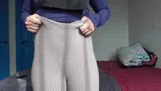 كبير الثدي زوجة الديوث العربية مع كس مشعر