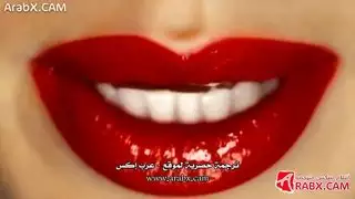 أم وقحة تمص وتنيك لتهرب من الواقع