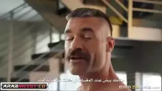سريع وقاسي: ملء كس صغير بمني ساخن
