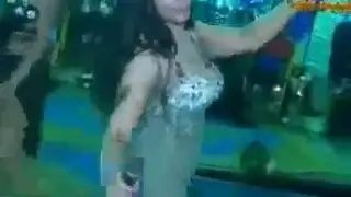 منقبه تصوير نفسها وهي بتقول كلام يهيج