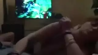 تريل وتعيط من النيك