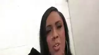 إباحية مصرية xxx: فحل المنصورة يسيطر في السرير