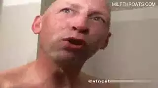 جنس شرجي صريح مع عدة فتيات