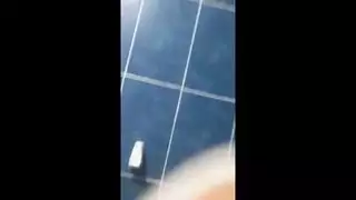فعل قاسي بإدخال القصب في المؤخرة
