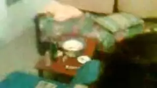 شريط جنس جزائري جامح: ضرب فرجها حتى نهاية فوضوية