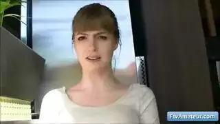 أفلام جنسية مع الصديقة المفضلة: مؤخرة ألانا لوف الشقراء تتعرض للجماع