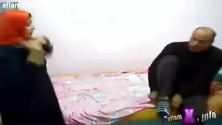 الفتاه الساخنه تتناك من بل عفي