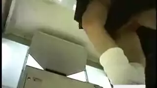 الفاجرات المرنات يتخطين التمرين من أجل ممارسة جنس جماعي صريح