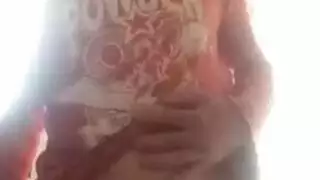 سكرتيرة المكتب تصبح مسيطرة وتأخذ زمام الأمور