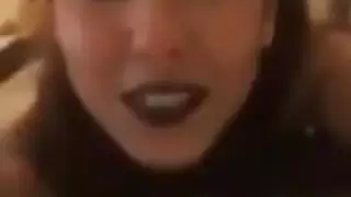 فتاة تركية ساخنة تكشف عن أثداء كبيرة وفرجها على كاميرا الويب