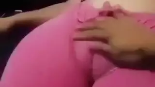 مقطع إباحي: كس عربي منفوخ يأخذ كل شيء