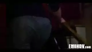 واحده تغتصب صاحبتها وهي نايمه على السرير