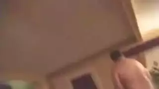 كوجر جائعة للقضبان تبتلع كل القذف