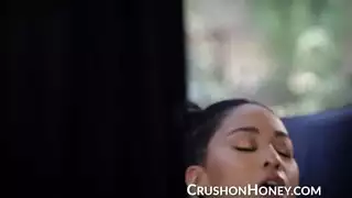 لا تضرب مؤخرتي