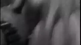 جنس جماعي صريح مع أنابيل وصديقاتها الشهوانيات