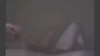 شاب فقير يمارس الجنس بقوة في مؤخرة مراهقة