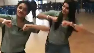 تسجيل صريح بالجوال حركة فردية