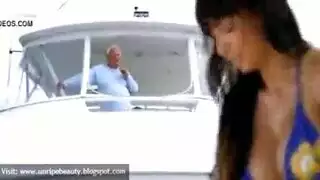 نحيل مايرز أخذ حمام وامتصاص ديك