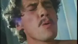 يجيب لي صديقه ليمارس معي الجنس