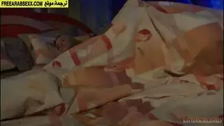 ابن يغطصب امه في كسها