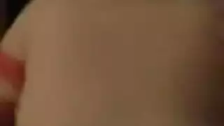 جميلة غينية تمص قضيباً كبيراً بشهوة
