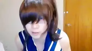 شيميل في غرفة التخزين يتم اختراقه وخياطته بعمق