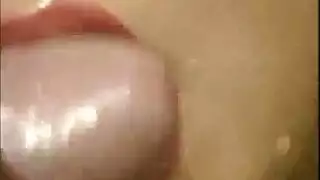 يائسة من أجل المال: ماريا بيلوتشي تمص وتضاجع لدفع الفواتير