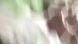 ثلاثي لزوجين سمر: تعليم كيفية مضاجعة الزوج