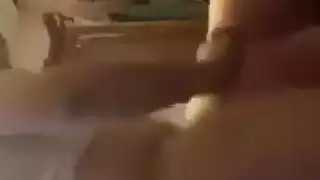 زوجة عربية مثيرة تتوسل لممارسة جنس شرجي عنيف