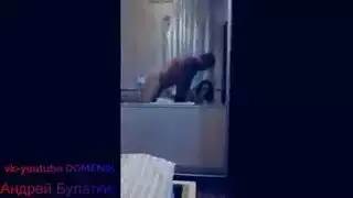 الجنس على سيارة مسروقة خدع هذا الرجل قرنية على صديقته مع اثنين من الفراخ البيضاء