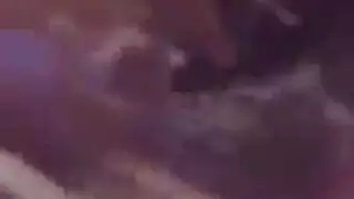 عاهات بول تُنقع وتُفرّغ في مشهد إباحي