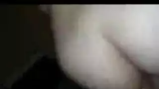 فتحة مشعرة وعضو ضخم في جنس صريح