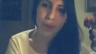 فتاة كاميرا عربية تفتح فرجها على البث المباشر