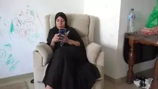 وجهة نظر الديوث: زوجتي تحب أخذ العضو الأسود الضخم على الكاميرا