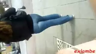 متلصص تركي يلتقط إباحية ثلاثية مثيرة