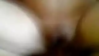 عمة مثيرة تمص وتضاجع في فيلم إباحي