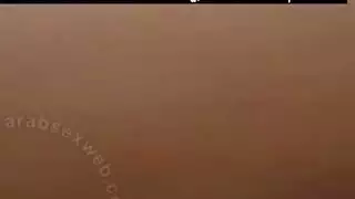 سكس عربي صريح: تتعرى ثم تمارس الجنس بقضيب غليظ