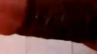 مشهد إباحي: محترف أسود يمارس الجنس مع أخته المستعدة بوضعية الكلب