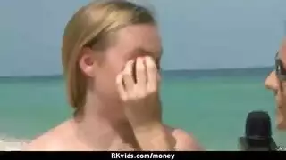 المدير يختار سكرتيره جديده