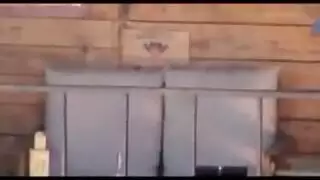 قضيب محظوظ يجد فتحة ضيقة