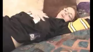 لعبة فردية بدسار شرجي هزاز وقذف غزير