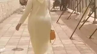 عارية تمشي ممثلة إباحية عربية كبيرة المؤخرة