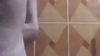 إباحية الاستمناء العربية: إدخال الأصابع والتدليك