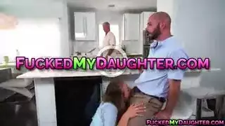 تحب أن تأخذ قضيب جارها الصلب