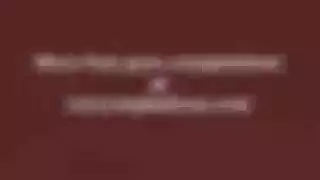 الكاميرا تلتقط كل التفاصيل وهي تئن وتقذف على قضيبه
