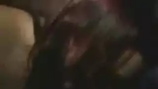 مراهقة لطيفة تمص عامل بناء بولندي